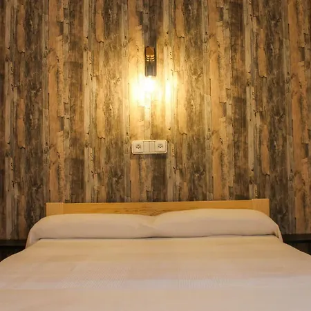 מלון Horta Rosell 2*